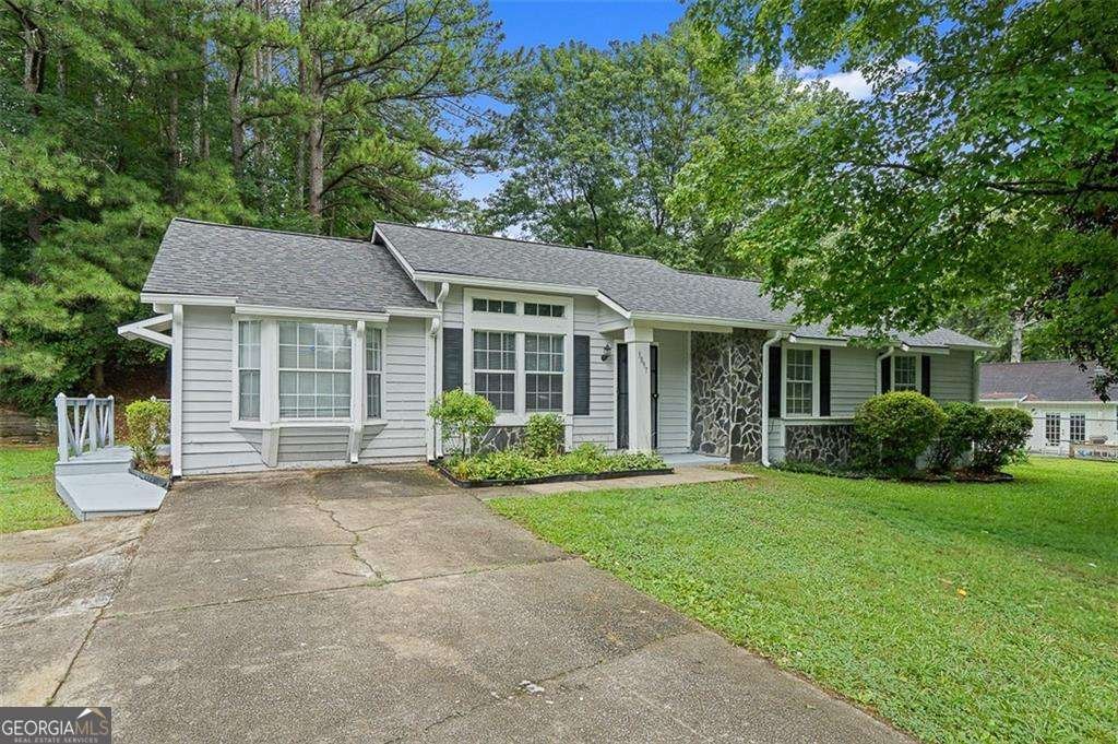 3897 Ester Drive Atlanta - 1