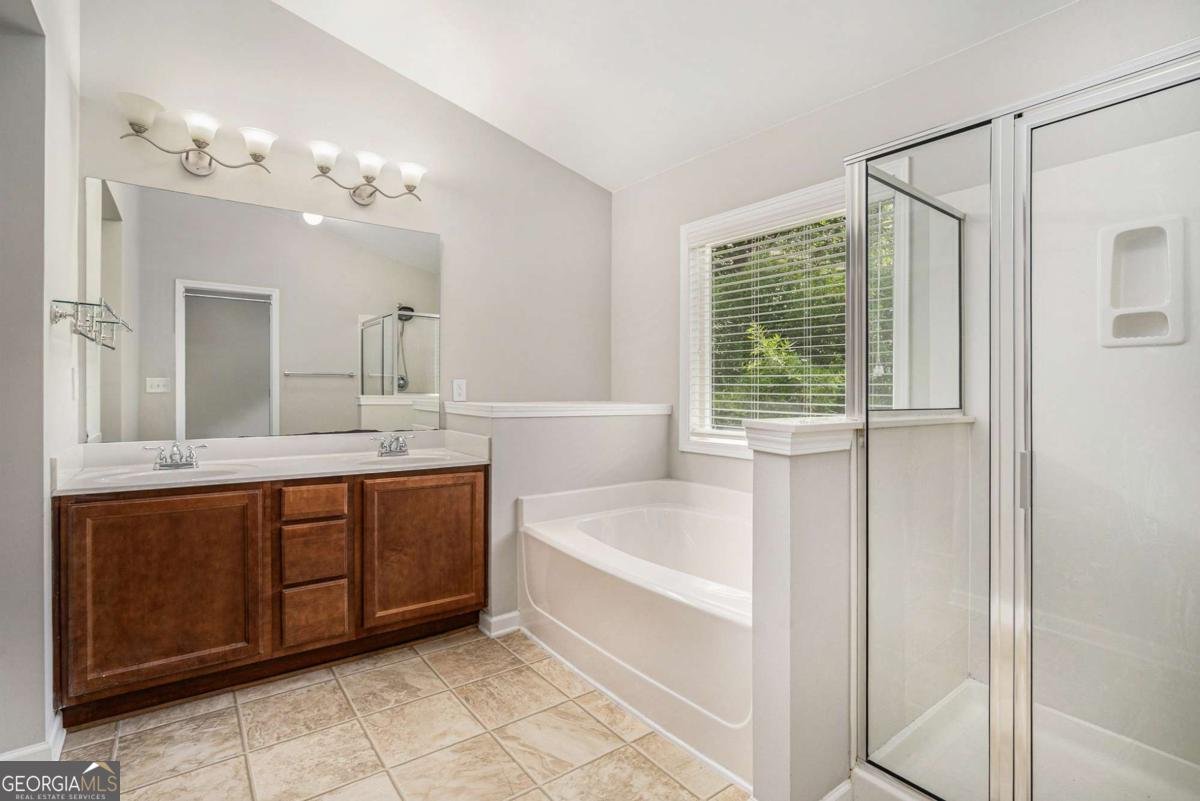 1762 Caswell Parkway Marietta - 27