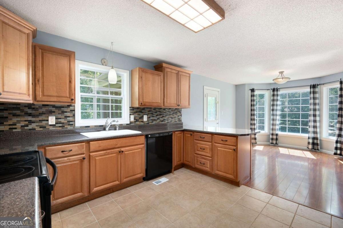 40 Stratford Drive Douglasville - 12