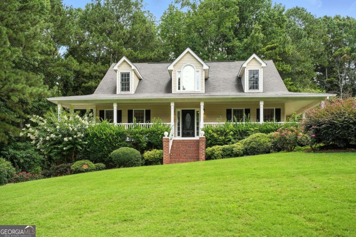 66 Blackberry Lane Douglasville - 1