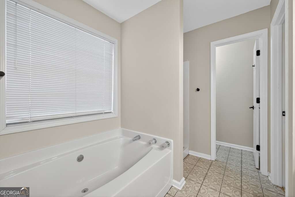 1750 Hampton Walk Drive Hoschton - 32