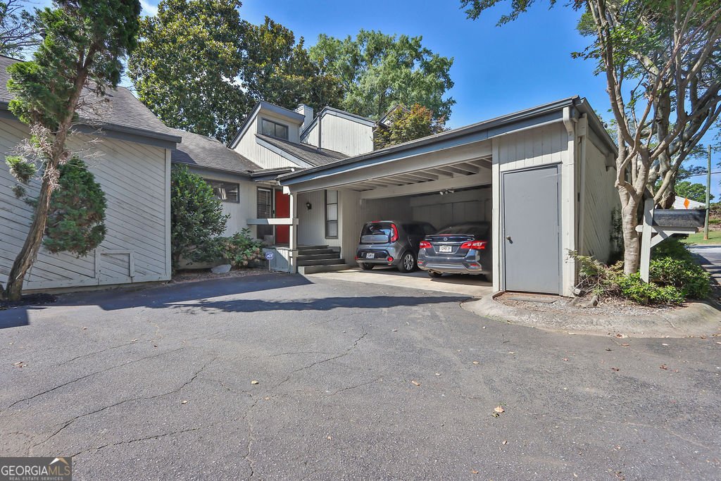 4962 Ellipse Drive Marietta - 1