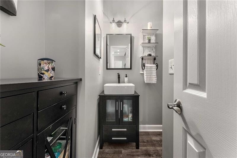203 Powers Court Woodstock - 23