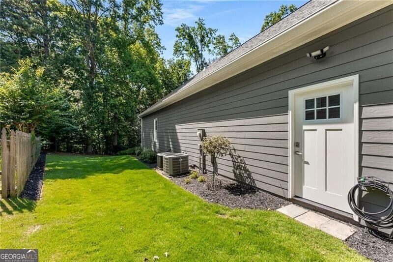 203 Powers Court Woodstock - 41
