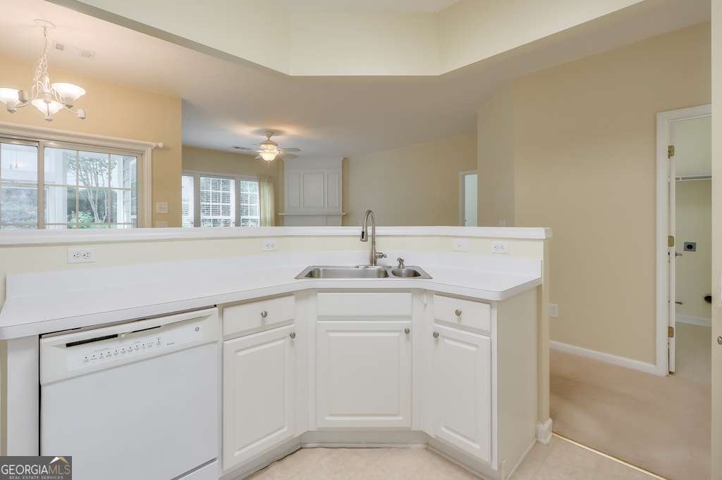 138 Churchcliff Drive Woodstock - 12