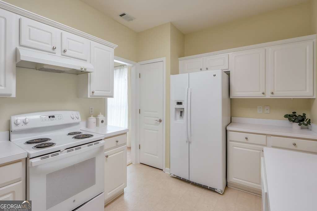 138 Churchcliff Drive Woodstock - 14
