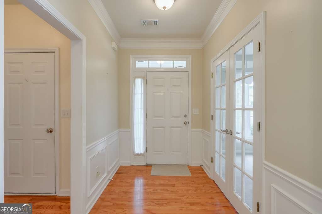 138 Churchcliff Drive Woodstock - 3