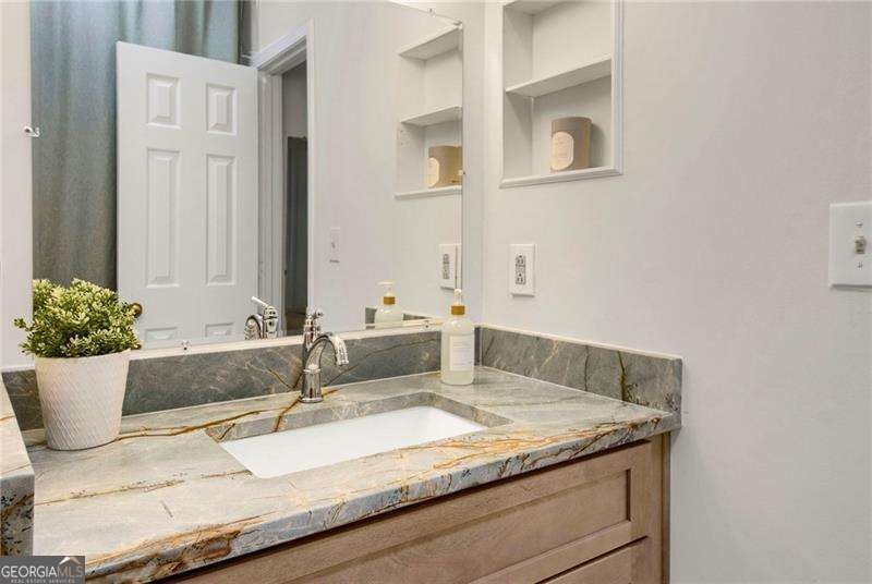 2840 Peachtree Road Atlanta - 1