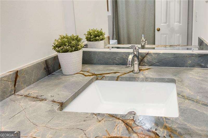 2840 Peachtree Road Atlanta - 21