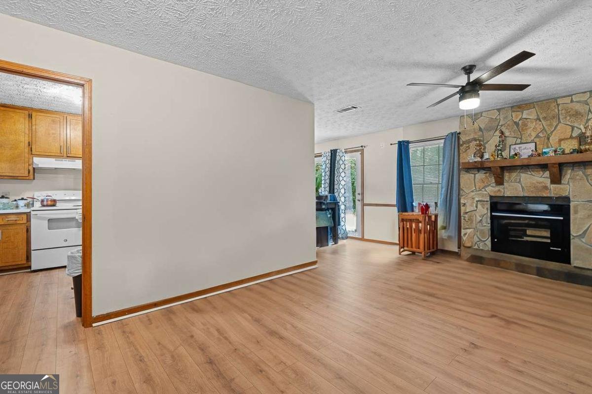 2931 Oakwilde Court Snellville - 4