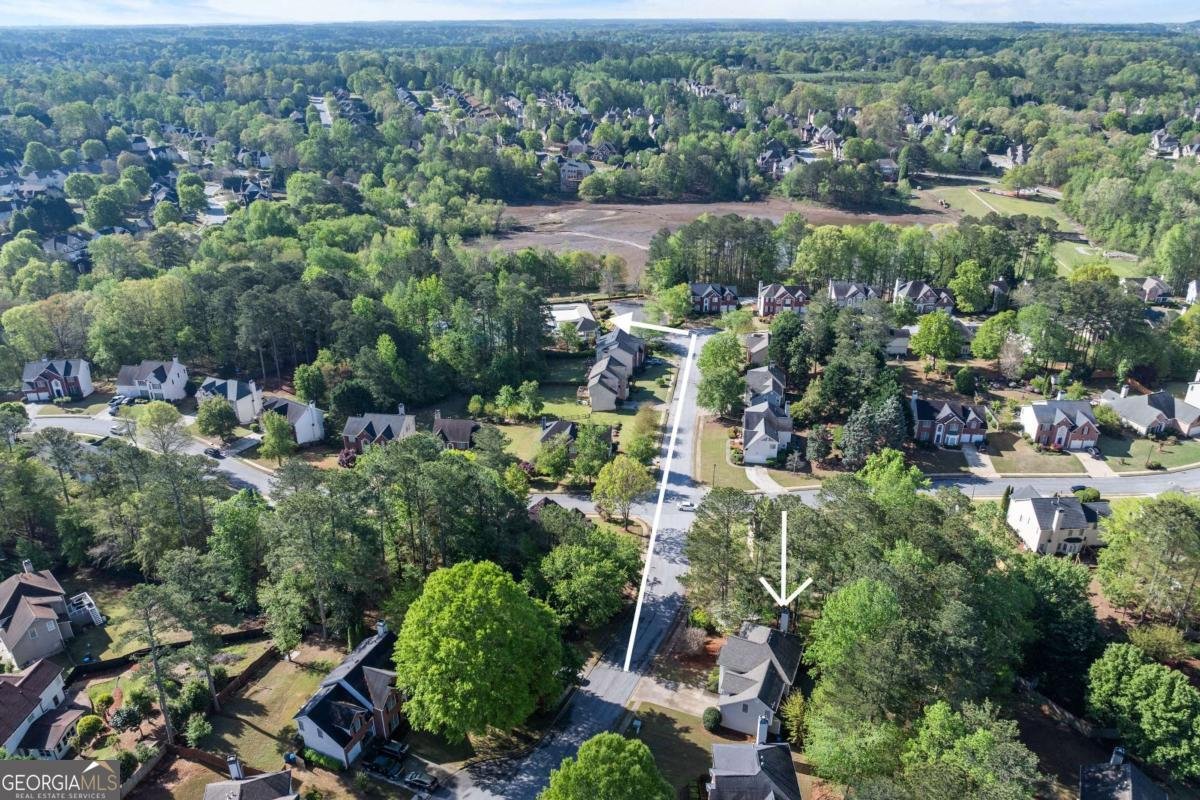 1035 Bridle Path Drive Lawrenceville - 37