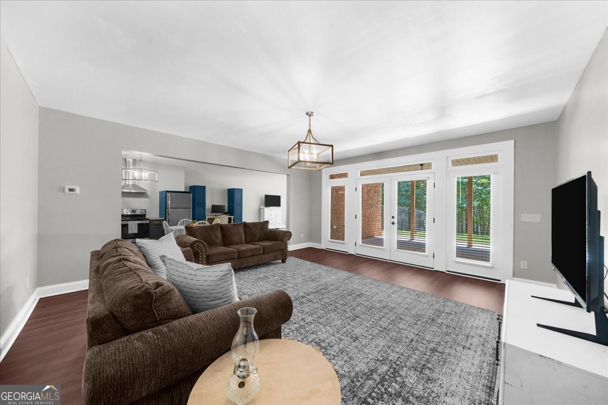 6806 Misty Cove Ln Flowery Branch - 3