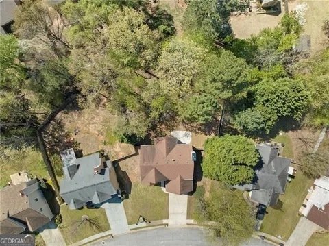 2550 Suwanee Lakes Trail Suwanee - 25