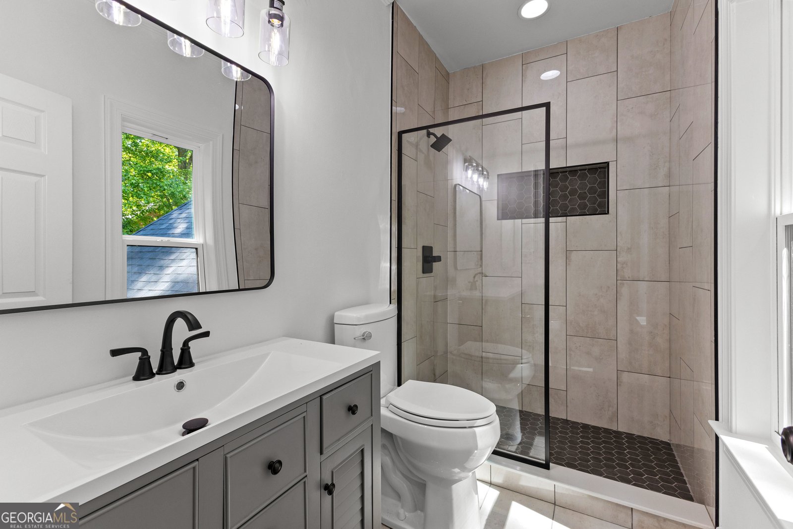 450 Birkdale Drive Fayetteville - 63