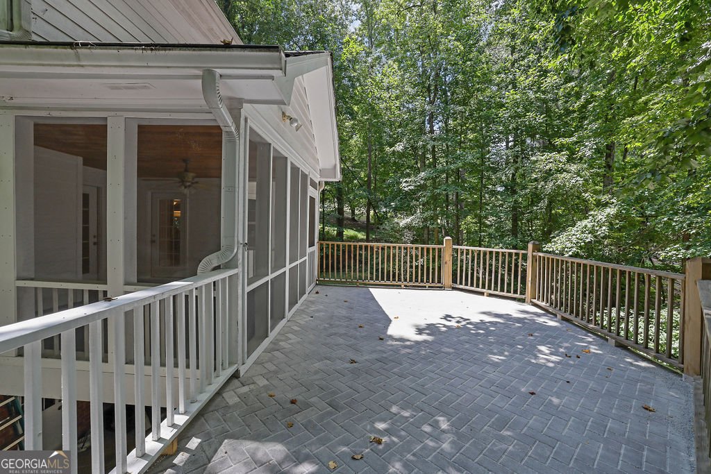 1970 Sturbridge Lane Buford - 32