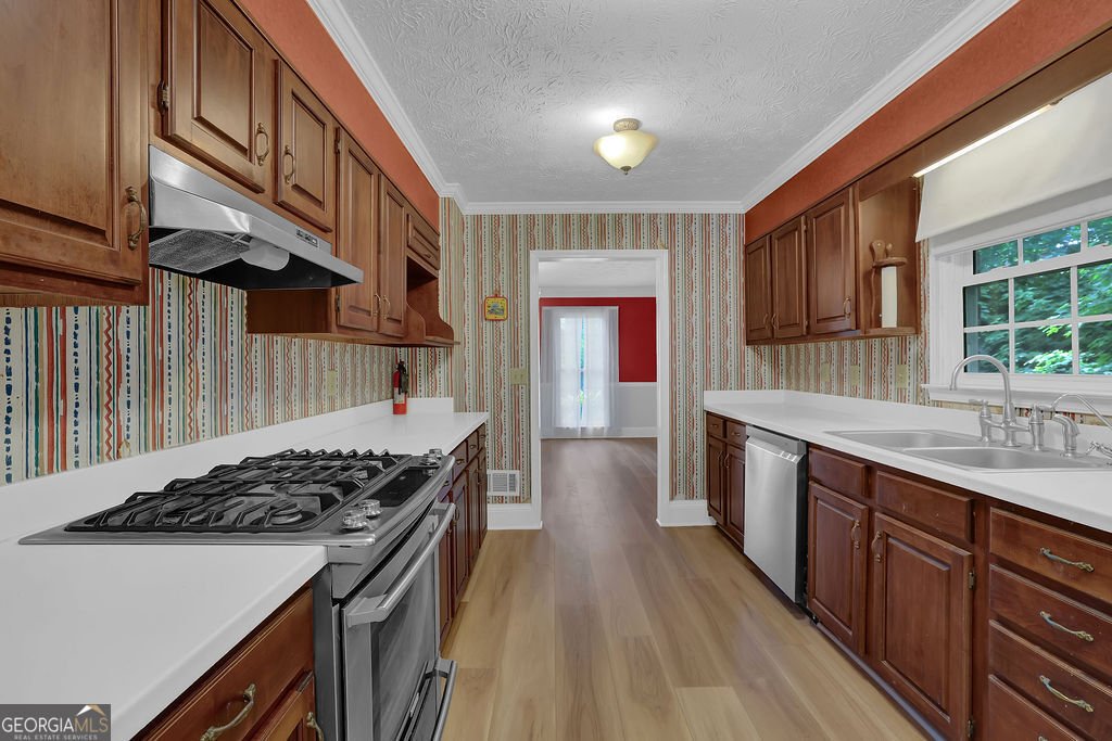 1970 Sturbridge Lane Buford - 6