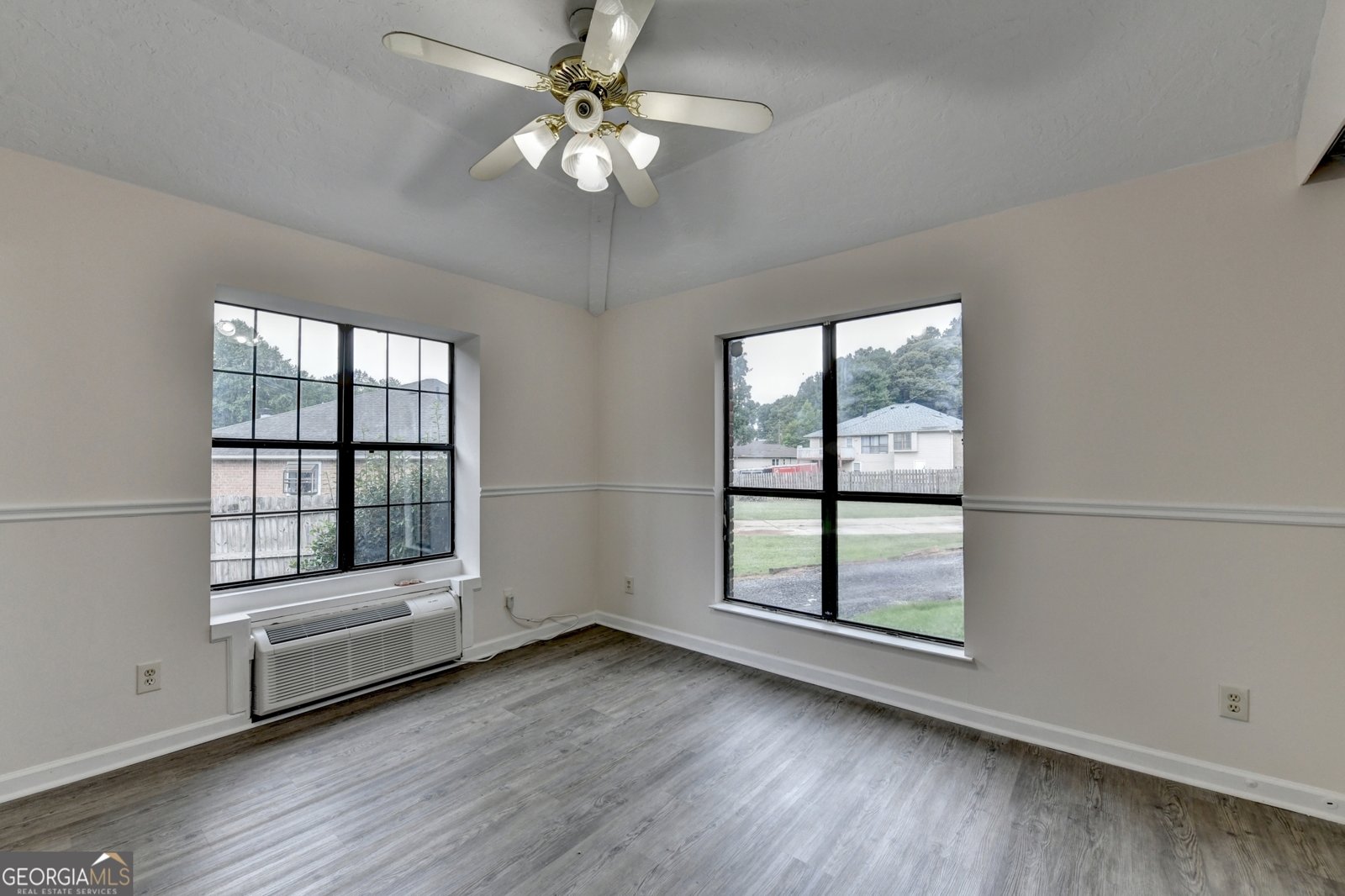 1221 Buttercup Court Lawrenceville - 25