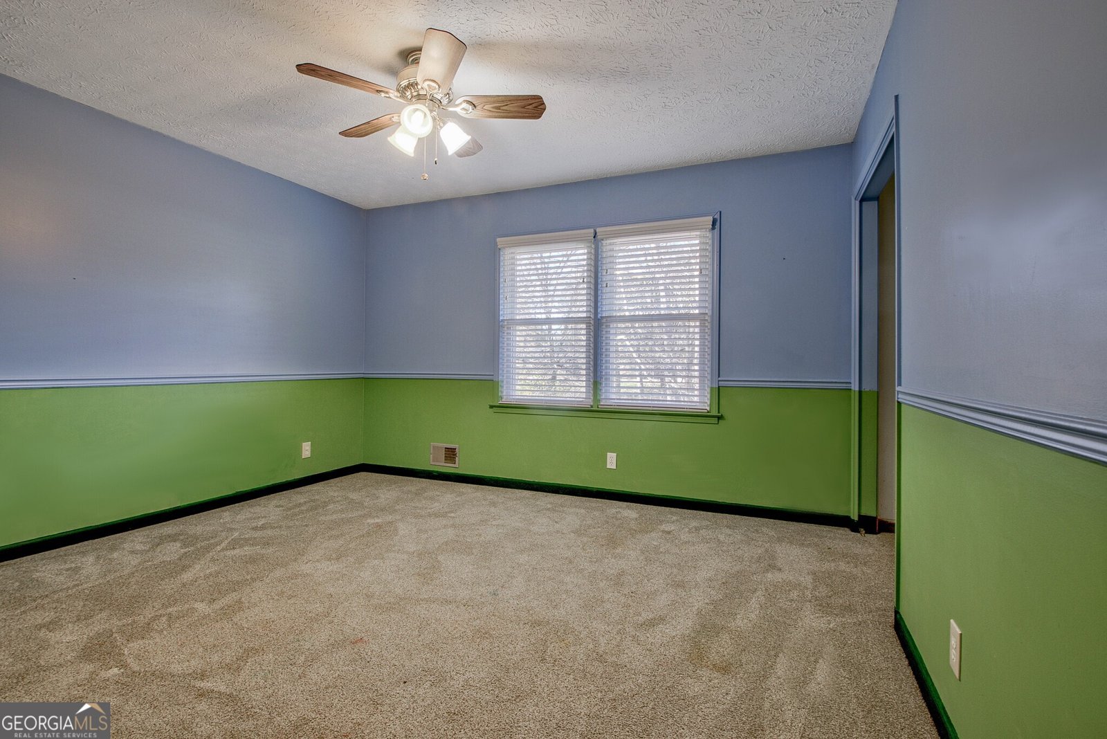 185 Redwood Circle Fayetteville - 22