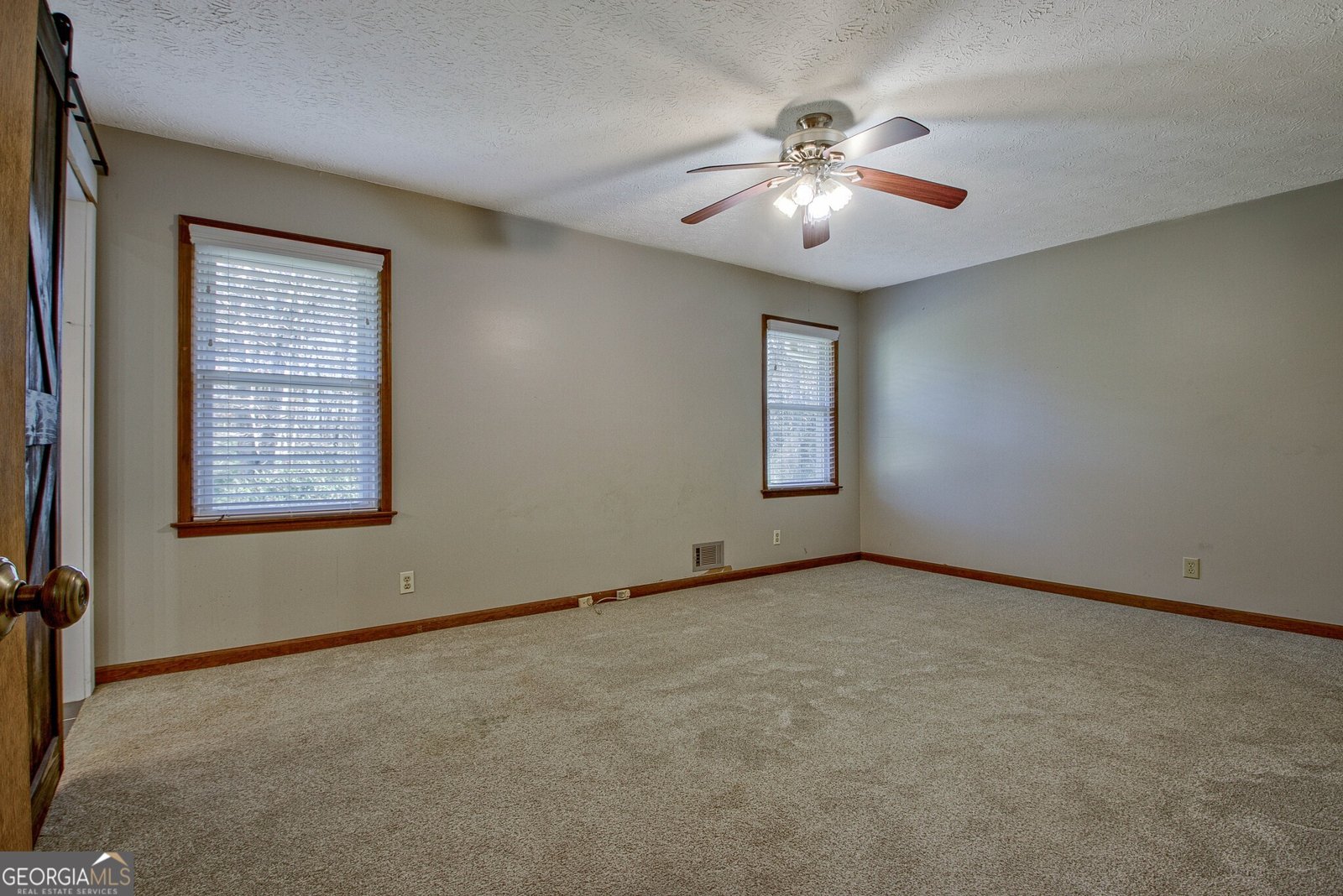 185 Redwood Circle Fayetteville - 24