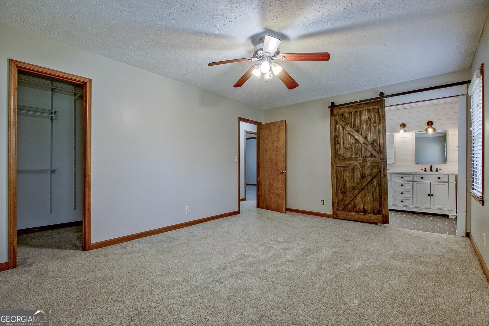 185 Redwood Circle Fayetteville - 25