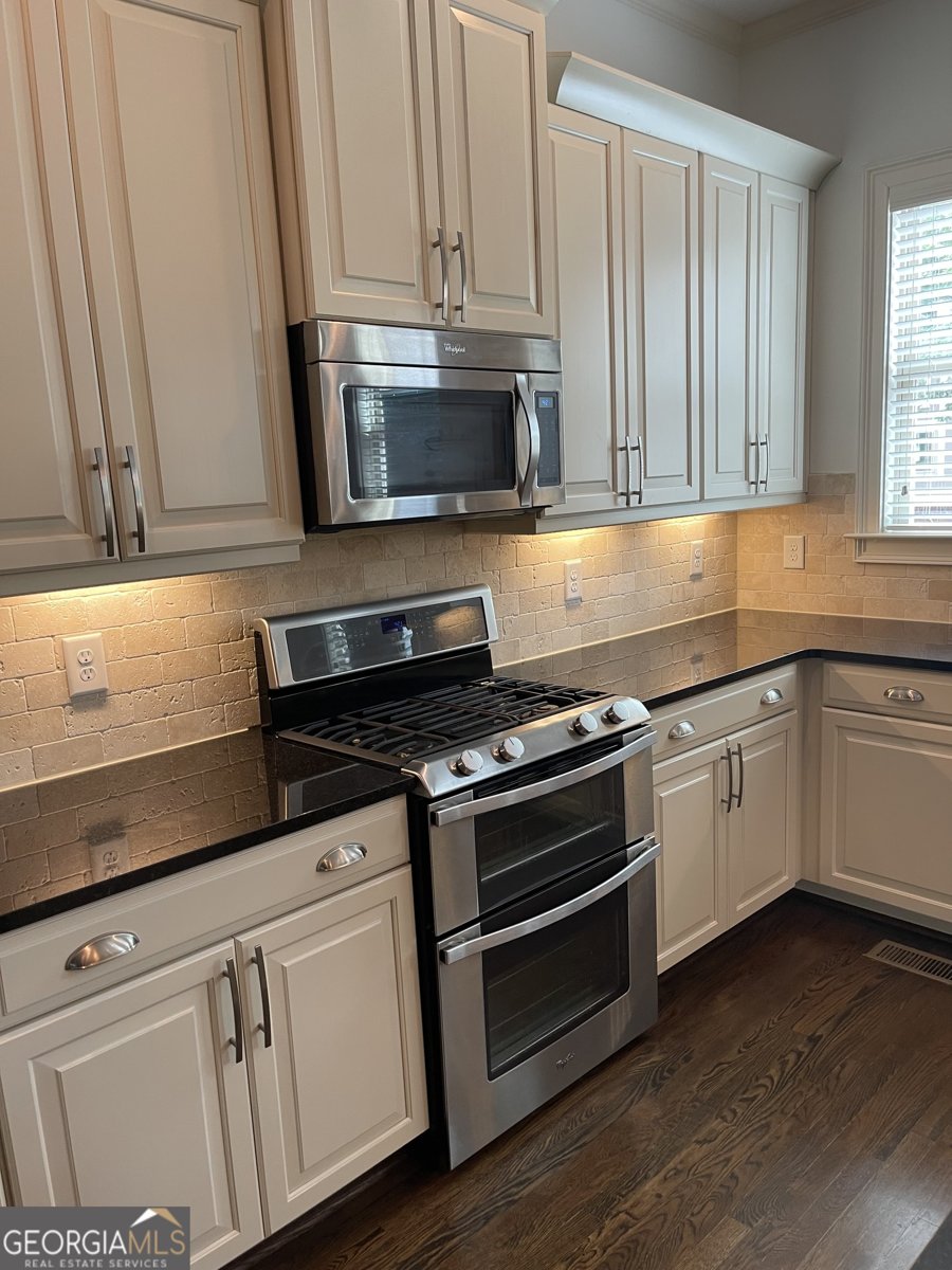 915 Dumaine Trace Atlanta - 23