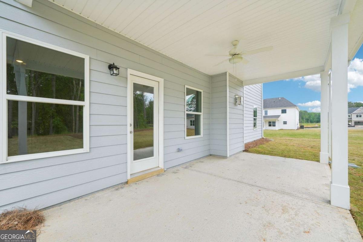 3633 Squires Park Lane Loganville - 2