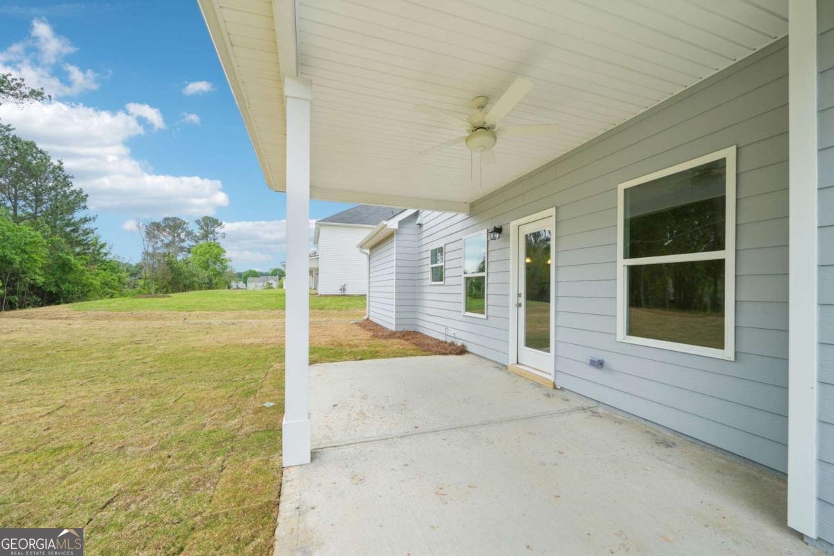 3633 Squires Park Lane Loganville - 3