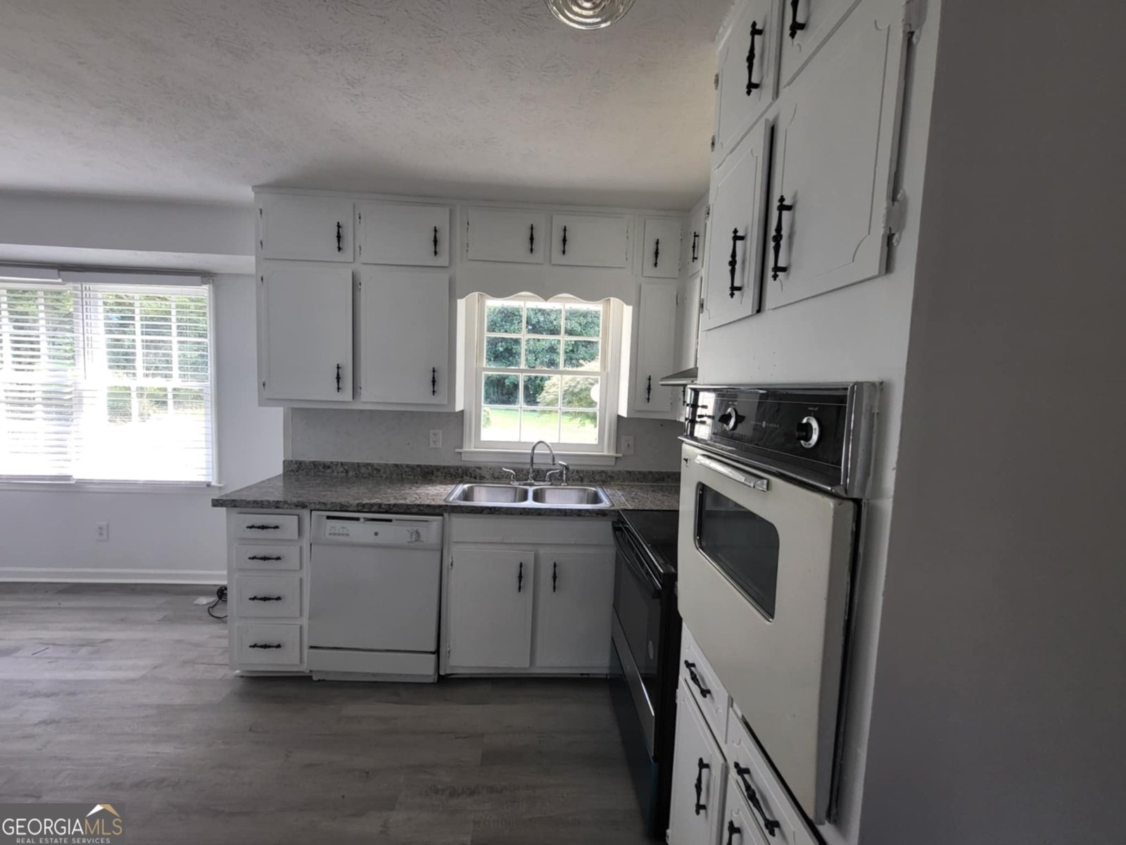 5151 VIVID Drive Stone Mountain - 16