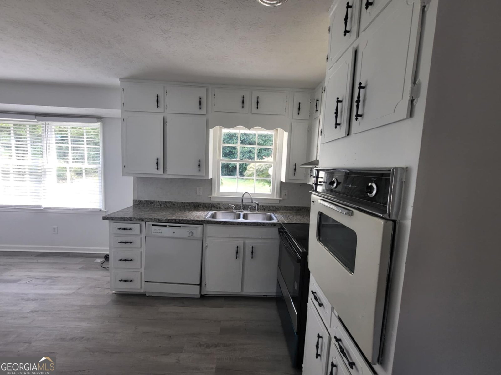 5151 VIVID Drive Stone Mountain - 17