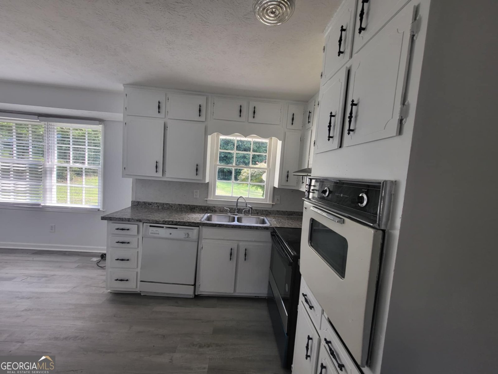 5151 VIVID Drive Stone Mountain - 18