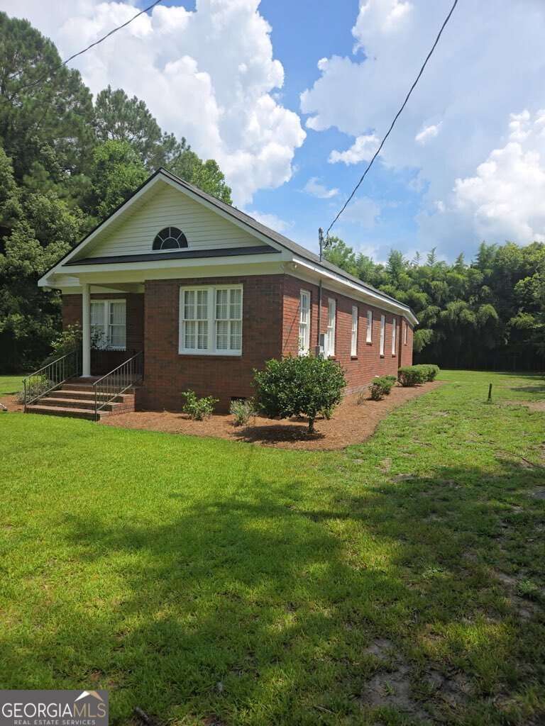 824 Railroad Street Claxton - 1