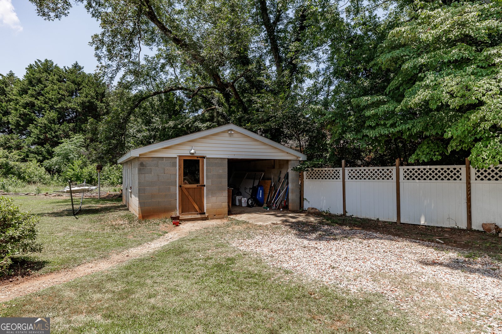 120 Whitehall Road Athens - 30