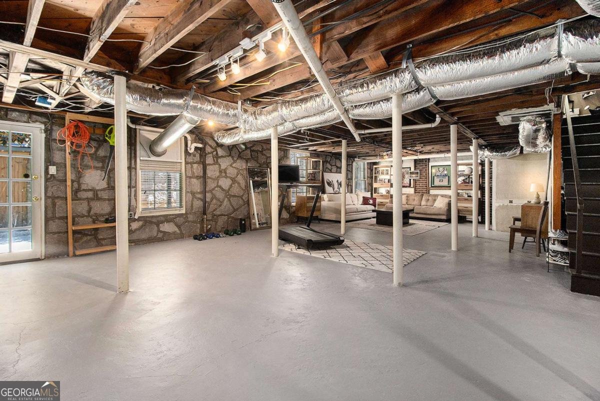 1528 Highland Avenue Atlanta - 27