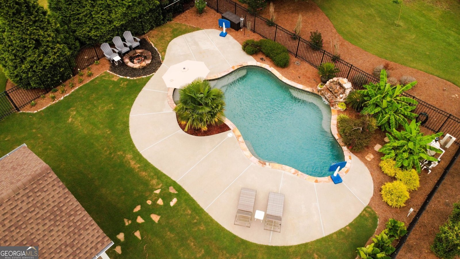 1006 Silver Thorne Drive Loganville - 35