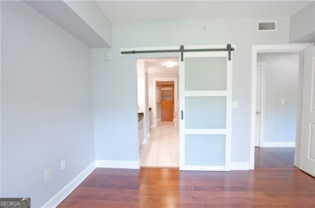 200 River Vista Drive Atlanta - 24