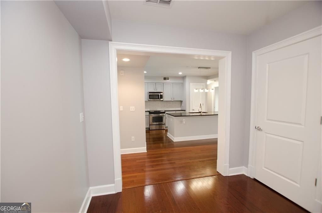 200 River Vista Drive Atlanta - 8