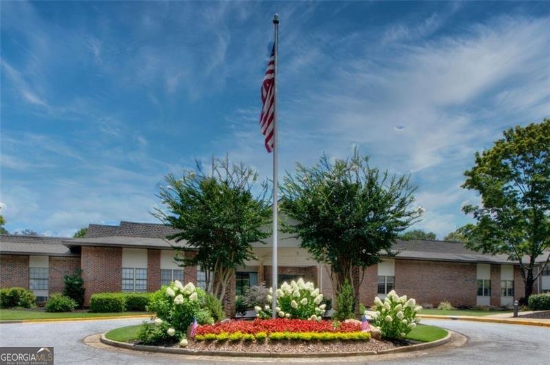 425 Mount Vernon Highway Sandy Springs - 1