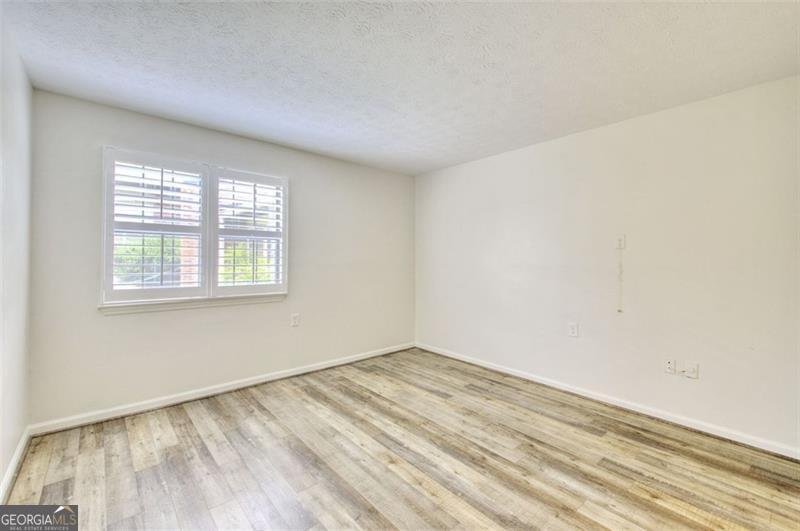 425 Mount Vernon Highway Sandy Springs - 39