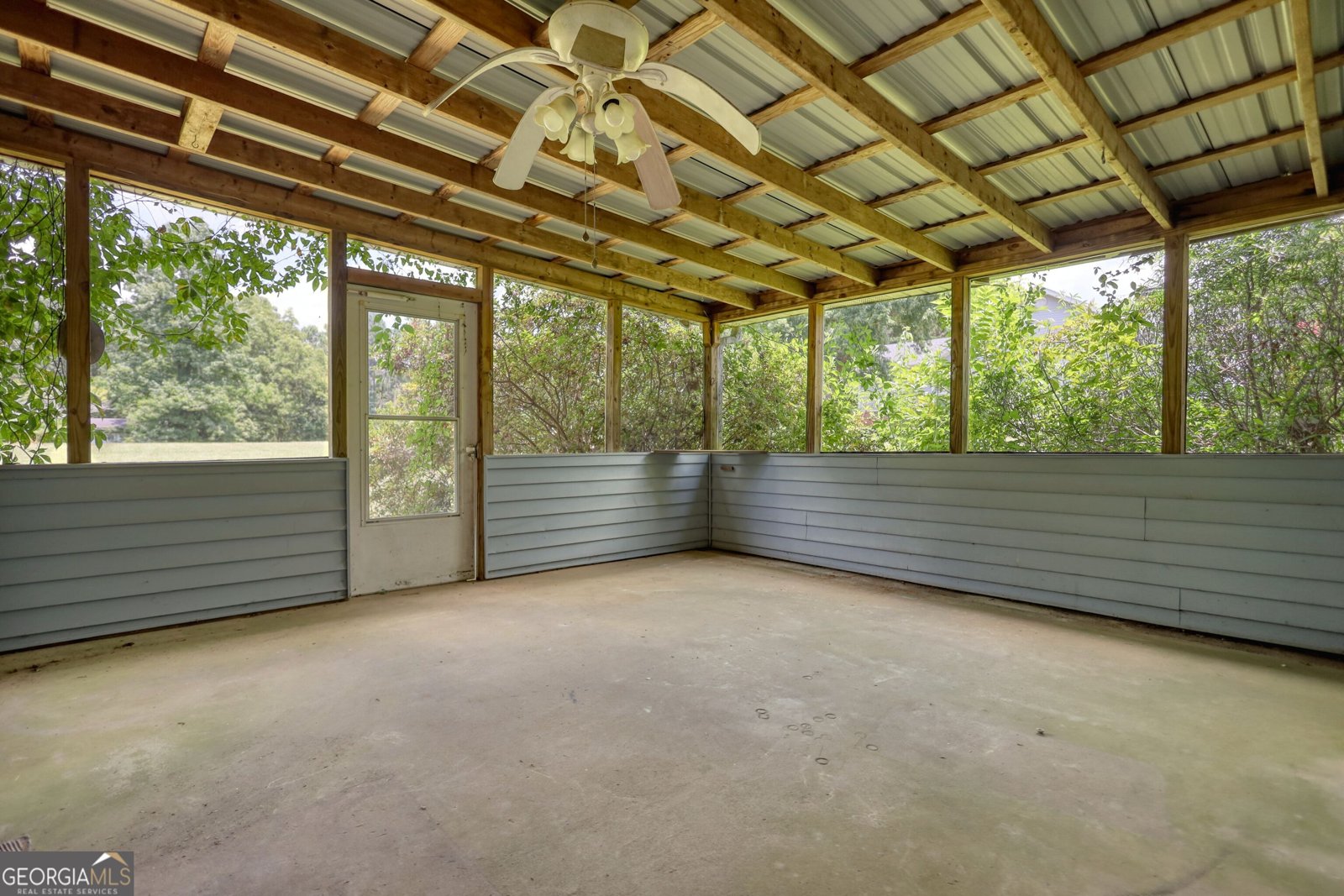 3501 Camelot Way Loganville - 2