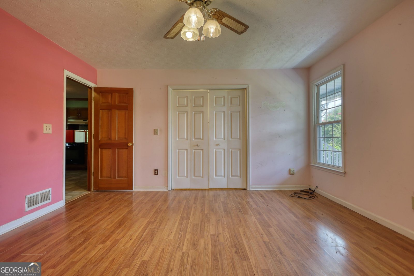 3501 Camelot Way Loganville - 33