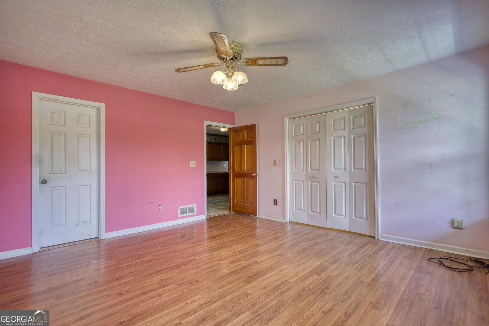 3501 Camelot Way Loganville - 34