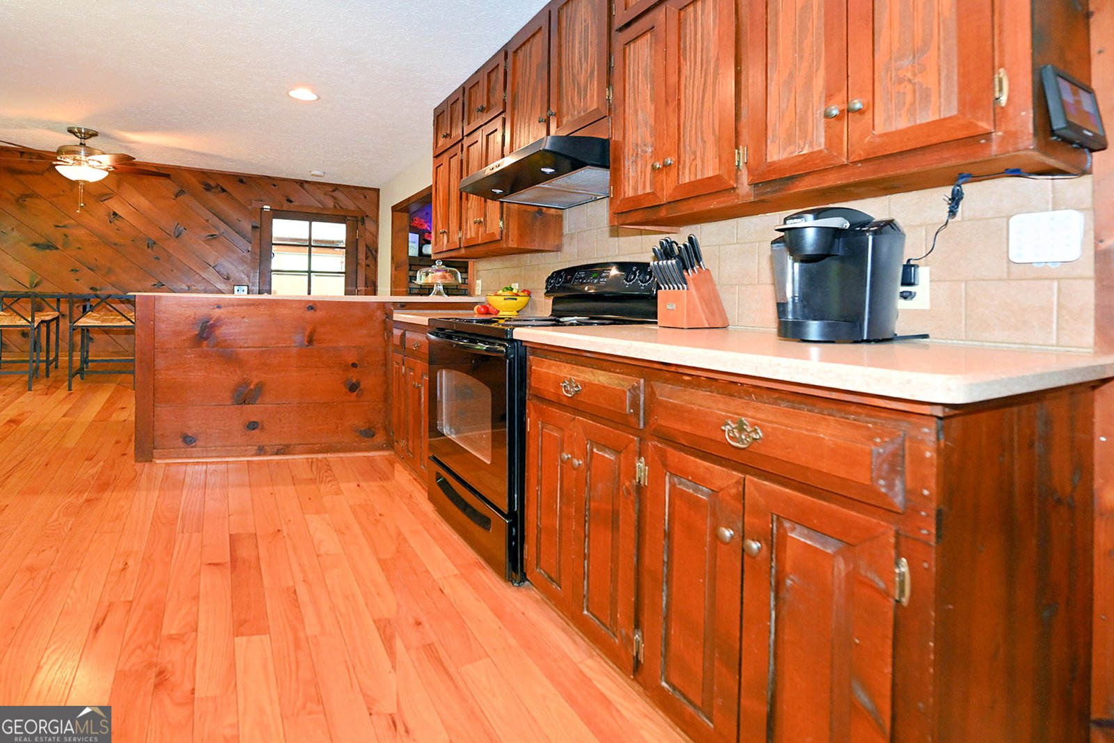 6518 Payne Road Murrayville - 1