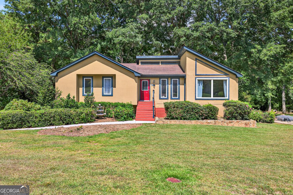 415 Spruce Lane Lane Monroe - 1