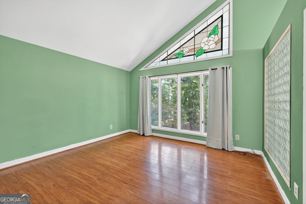 415 Spruce Lane Lane Monroe - 17