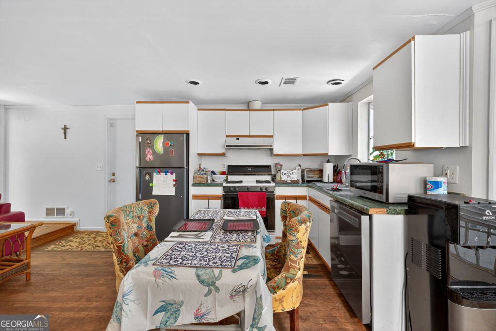415 Spruce Lane Lane Monroe - 33