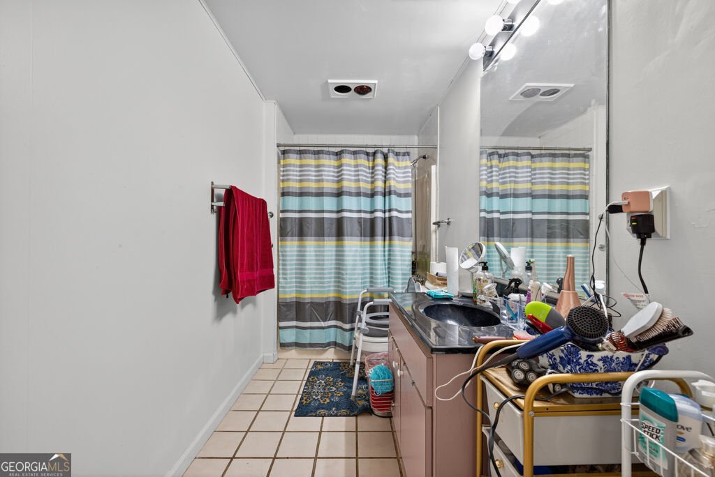415 Spruce Lane Lane Monroe - 37