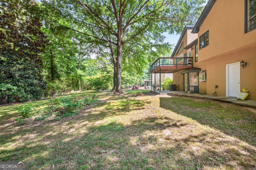 415 Spruce Lane Lane Monroe - 42