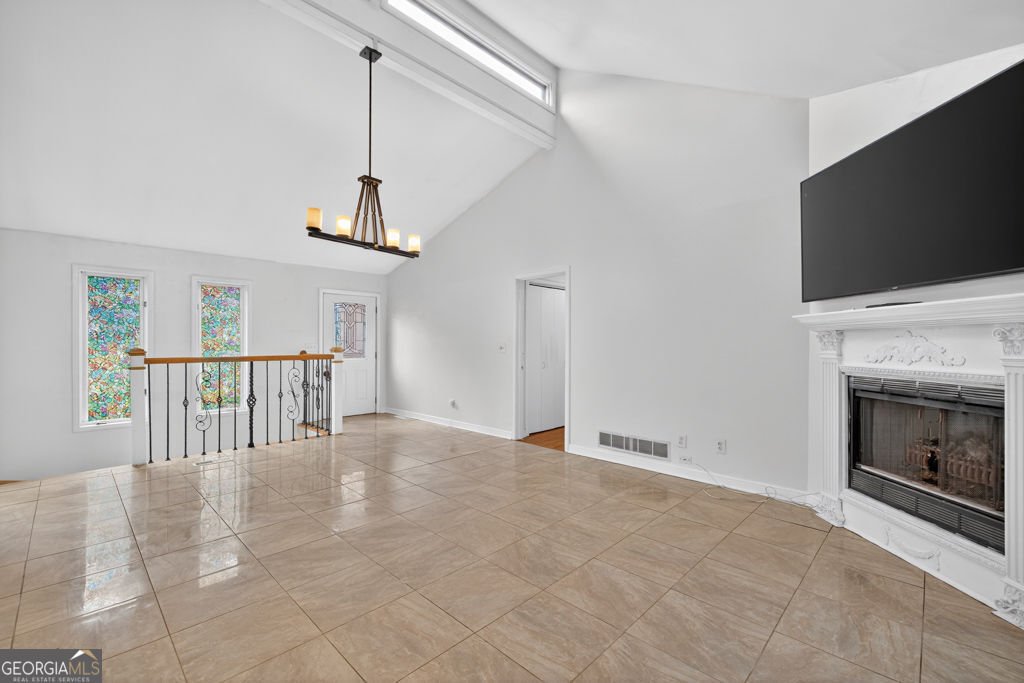 415 Spruce Lane Lane Monroe - 7
