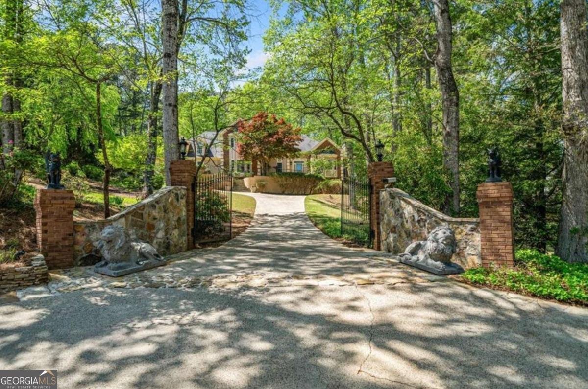 15470 Alpha Woods Drive Alpharetta - 17