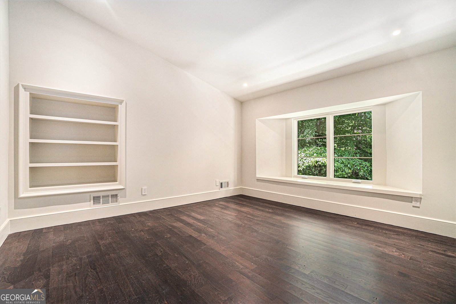 615 Colebrook Court Sandy Springs - 2